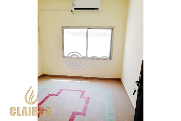 Spacious, Clean and Renovated 6 BR Villa - صورة %index%