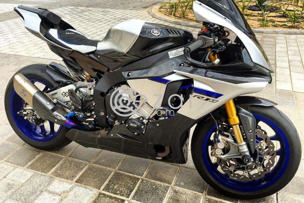 2015 YAMAHA R1M - صورة 4