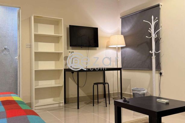 F/F Master room in private West Bay Villa - صورة %index%