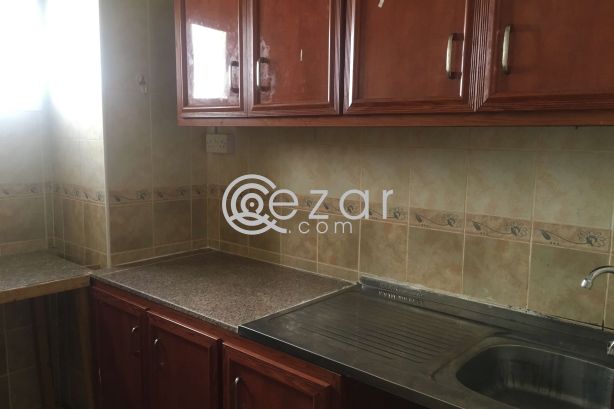 Fully furnished studio- new salata oppst Mumthas - صورة %index%