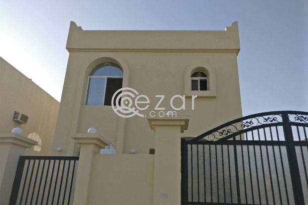 1 n 2 BHK Available in Aziziya (Ain Khalid Signal) - صورة %index%