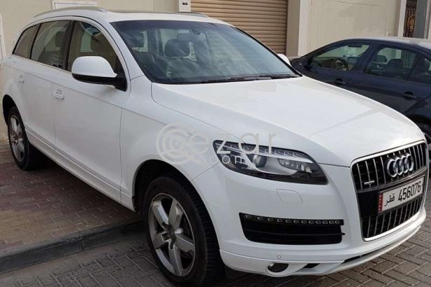 2011 Audi Q7 - Top Condition photo 1