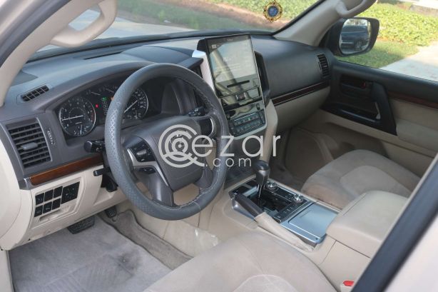 Toyota Land Cruiser  - GXR  2018 - صورة 9