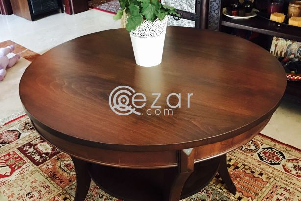 ROUND TABLE **RECEPTION STYLE** photo 3