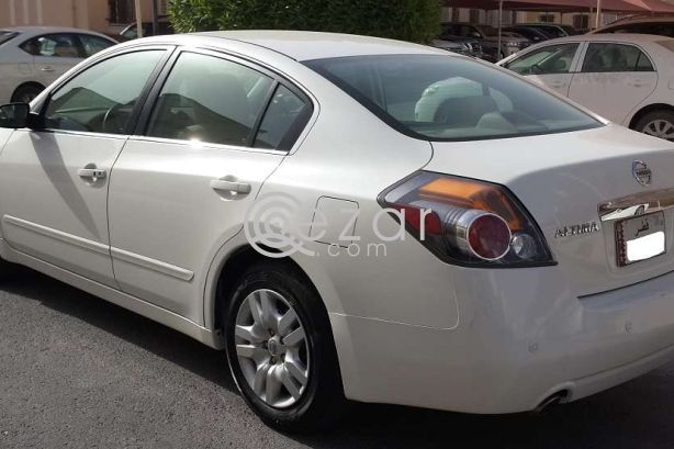 2012 Nissan Altima photo 2