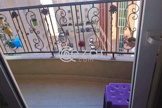 Semi furnished 2bedrooms appartment in bin mahmoud photo %index%