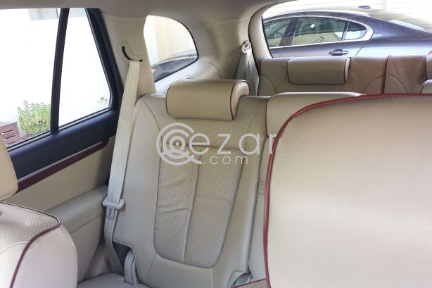 2009 Hyundai Santa Fe Fully Loaded, Runs Well, Clean Interior photo 5