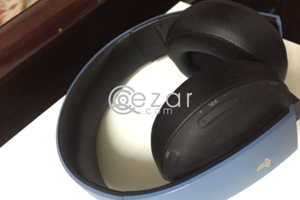 Sony wireless headset photo 1