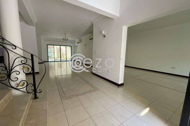 Compound Villa with a Private Pool - صورة %index%