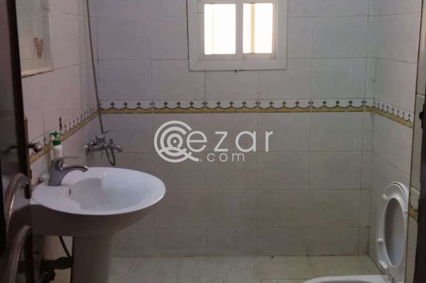 3 Room 2 washroom 1 big kitchen flat for rent photo %index%