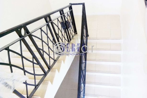 1 Villa in a Compound in Abu Hamour photo %index%