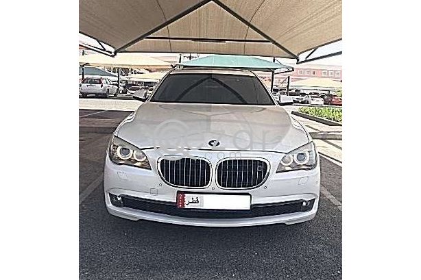 FOR SALE BMW 750I MODEL 2009 FULL OPTION photo 6