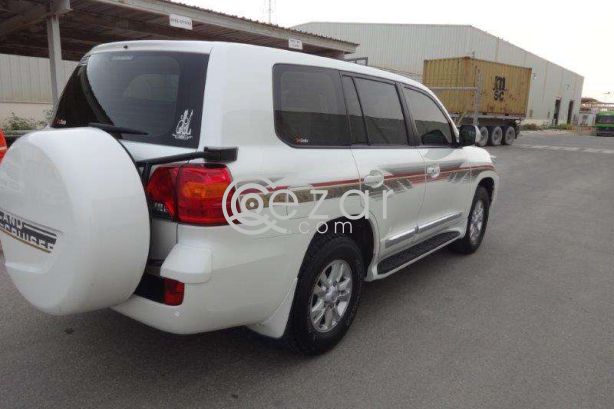 LAND CRUISER 2013 GX photo 2