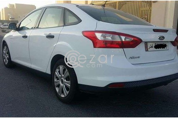 Ford focus 2013 for sale in Doha Qatar photo 3
