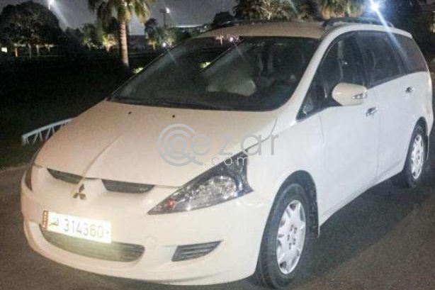 Mitsubishi grandis 2009 - صورة 3