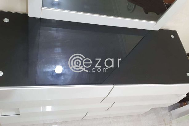 Bed sets with Dresser from Home Center photo 4