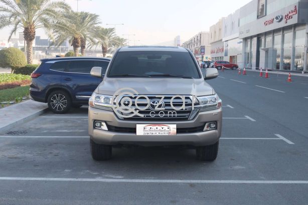 Toyota Land Cruiser  - GXR  2018 - صورة 5