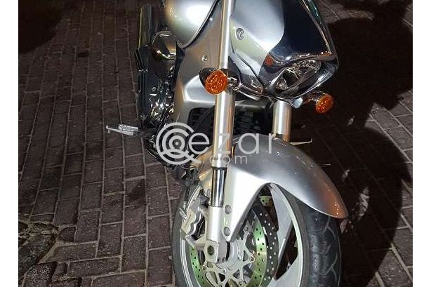 Suzuki Boulevard M1800R- 2400 Km photo 4