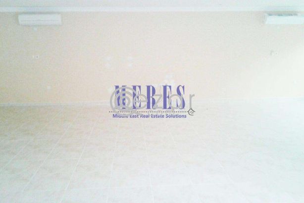 5 Bedroom Unfurnished Villa in Al Waab - صورة %index%