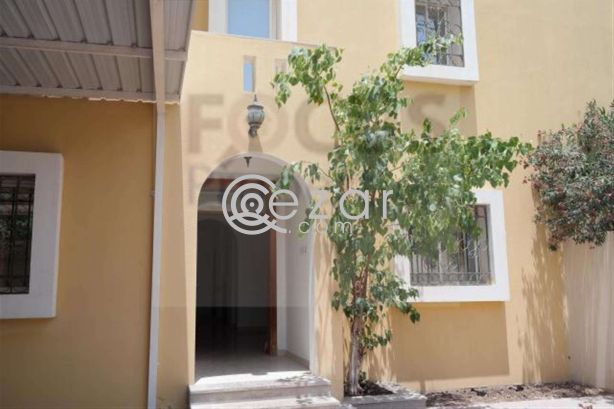 VERY SPACIOUS 6BHK UNFURNISHED STAND ALONE VILLA IN GHARAFFA - صورة %index%