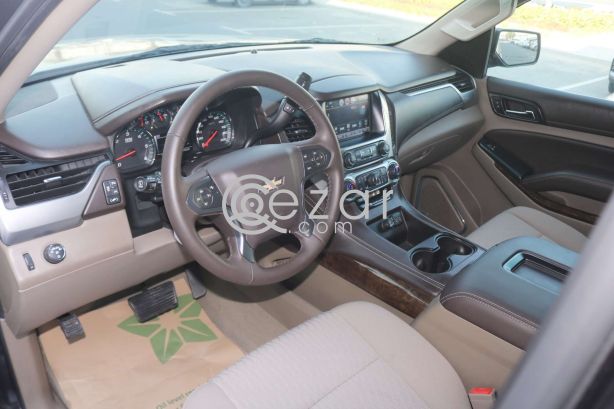 Chevrolet Suburban  LT  2017 photo 8