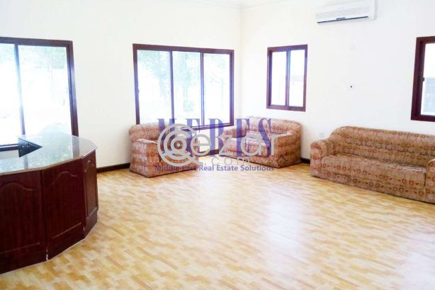 3 Bedroom Villa in Al Thumama - صورة %index%