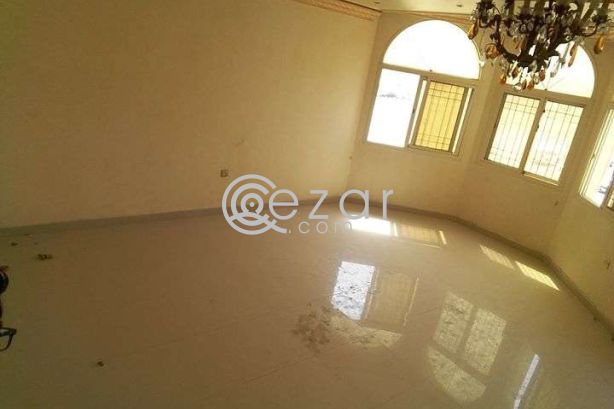 STUDIO/1BHK/2BHK FAMILY ACOMADATION THUMAMA photo %index%