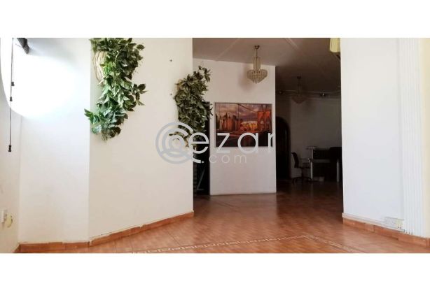 Huge Elegant Stand Alone Villa For Sale photo 1