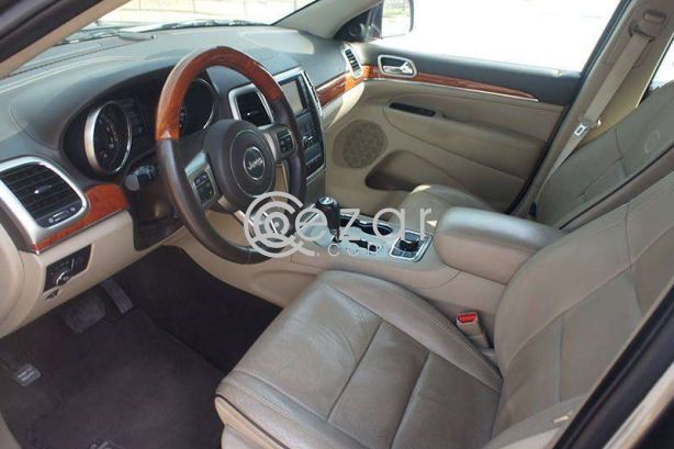 Sale 2013 Jeep Grand Cherokee Overland photo 2
