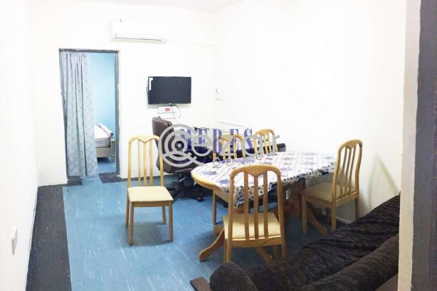 1 BHK in a Compound in Old Airport photo %index%