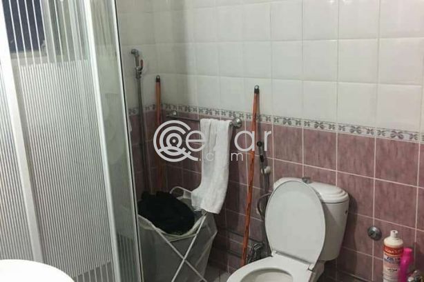 One bedroom apartment for rent for family photo 2