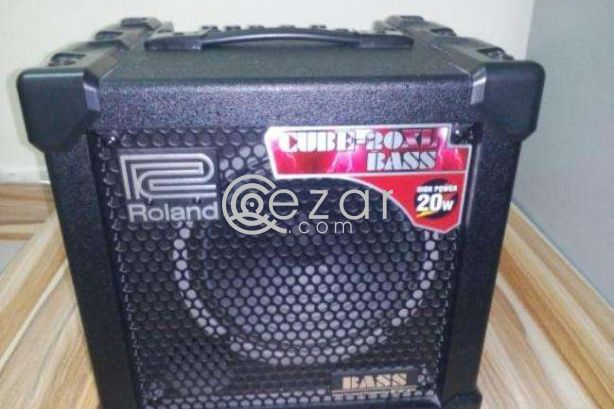 Roland cube bass guitar amp 20w photo 2