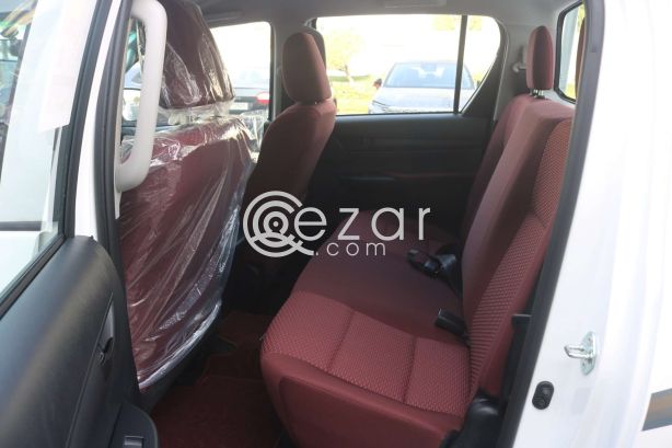 Toyota HILUX 2024  4x4 photo 7