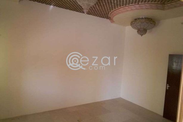 STUDIO/1BHK/2BHK FAMILY ACOMADATION THUMAMA photo %index%