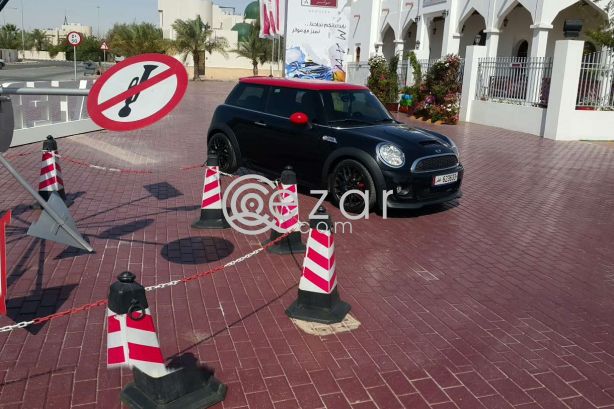 Mini John Cooper works 2013 like new - صورة 4