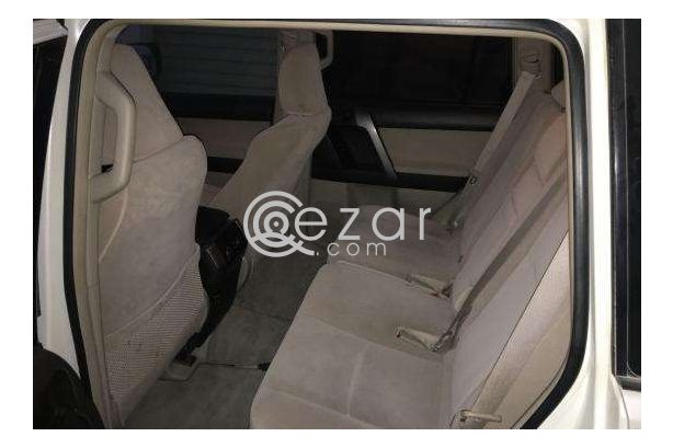 Prado 2010 white photo 2