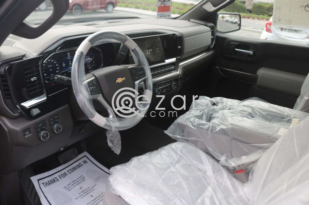 Chevrolet Silverado  - LT 2023 photo 9