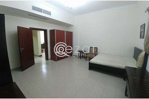 Fully furnished 1bhk APARTMENT photo 6
