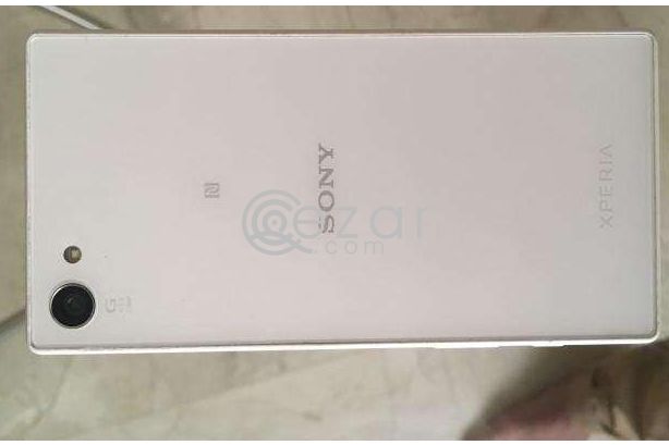 Sony Xperia Z5 compact photo 1