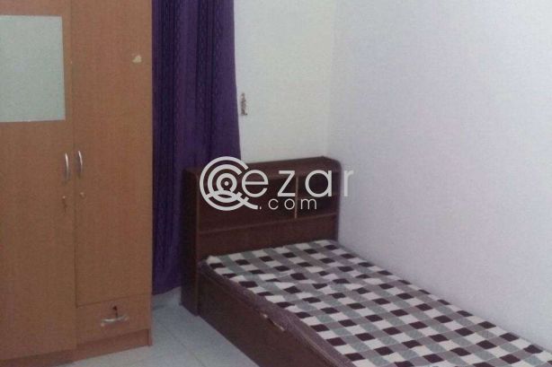 FULLY FURNISHED BATCHELOR BEDSPACE WAKRAH ( NEAR JABAL ROUND ABOUT ) photo 1