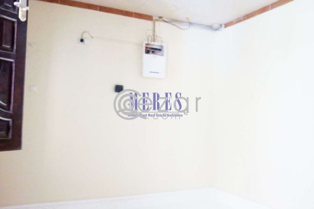 5 Bedroom Villa in Mamoura - صورة %index%