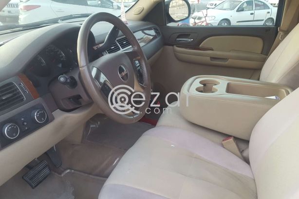 2007 GMC YUKON photo 2