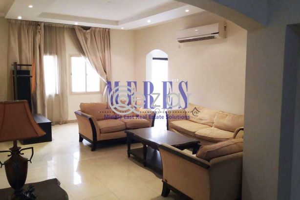 3 Bedroom Villa in A Compound in Muraikh - صورة %index%