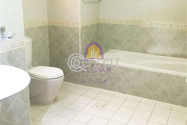 Semi furnished 2 bedrooms in Bin Mahmoud - صورة %index%