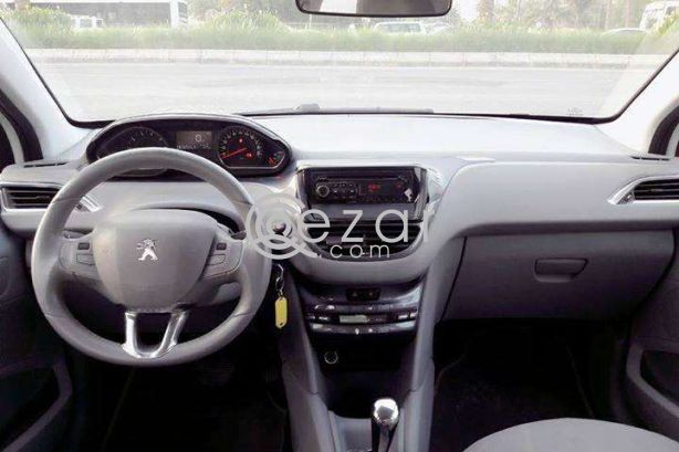 Peugeot 208 Model 2013 - صورة 3