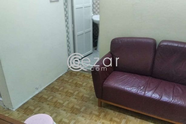 READY TO OCCUPY 1 BHK FAMILY ROOM FOR RENT NEAR AL MANSOURA METRO -Doha photo %index%
