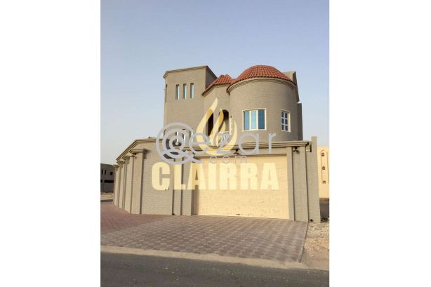 Modern Spacious Brand New Villa for Sale photo 2