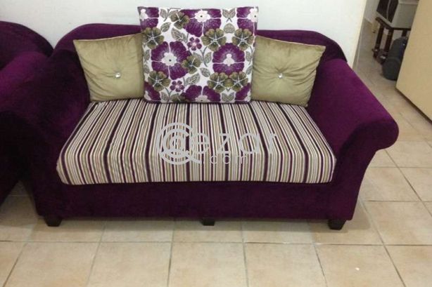 4 Months old Sofa set photo 2