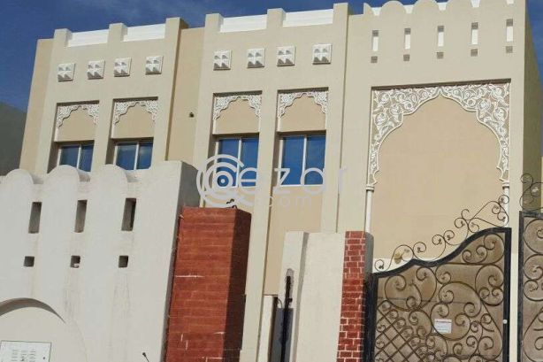 3 bedroom hall kitchen and 2bathroom including electric,water kharatyat, ghraffa near doha driving school very calm a ,no commission photo %index%