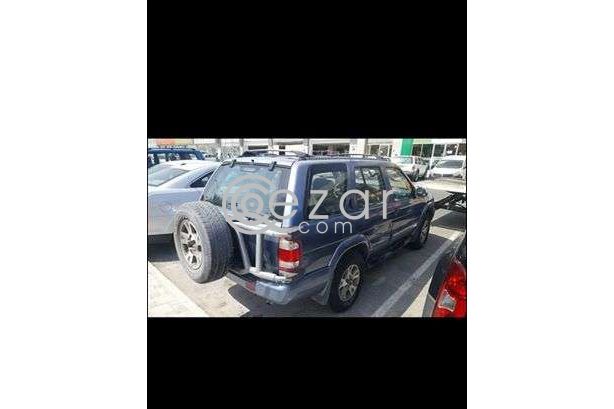 Nissan pathfinder 2000 photo 1